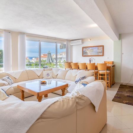 Apartment Kristina Dujmovic Baška Voda エクステリア 写真