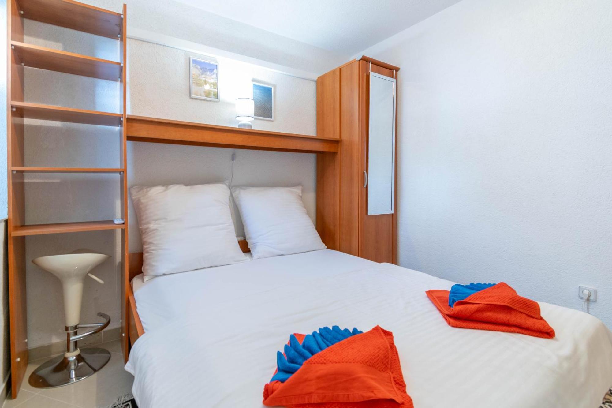 Apartment Kristina Dujmovic Baška Voda 部屋 写真