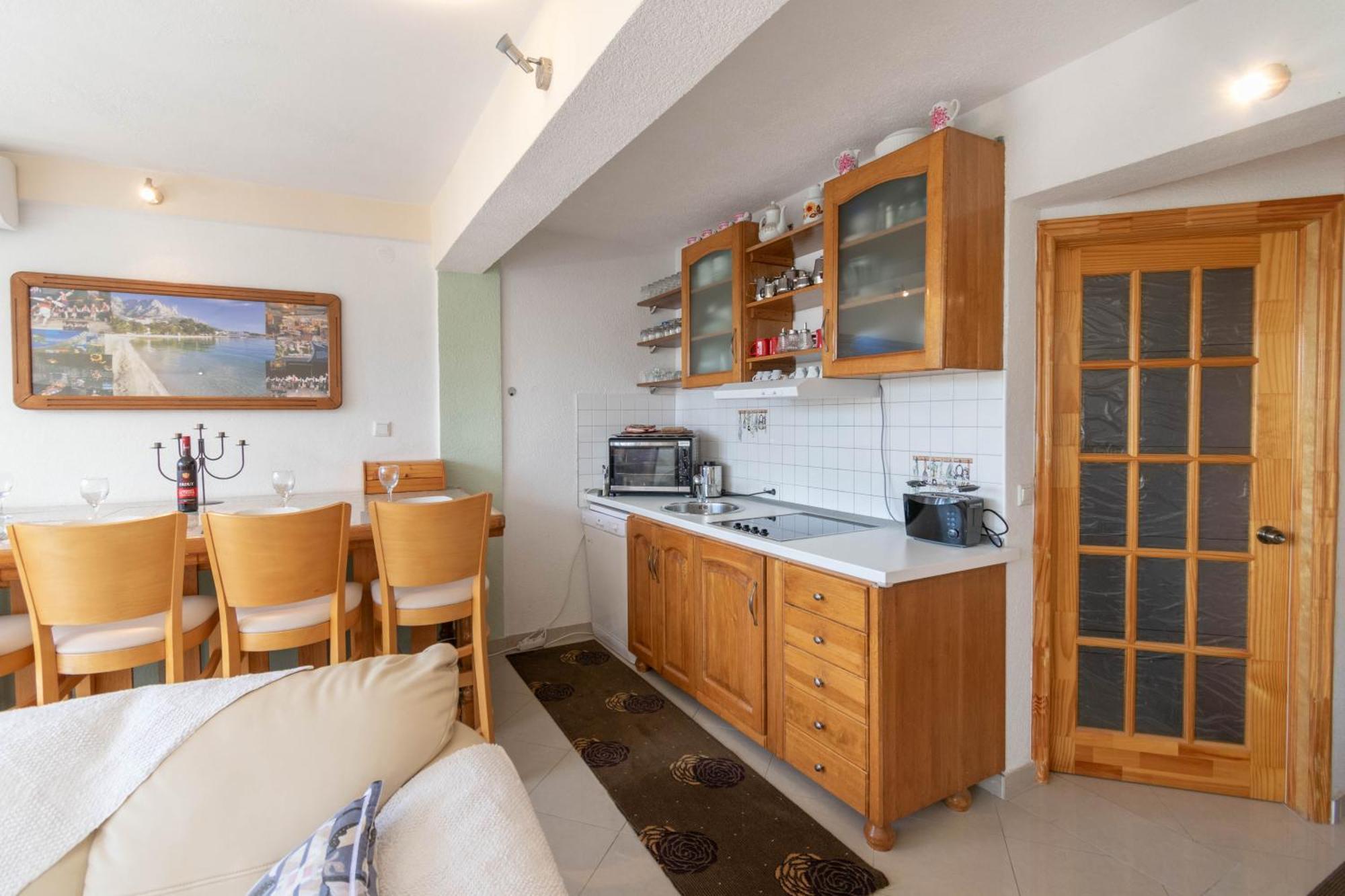 Apartment Kristina Dujmovic Baška Voda 部屋 写真